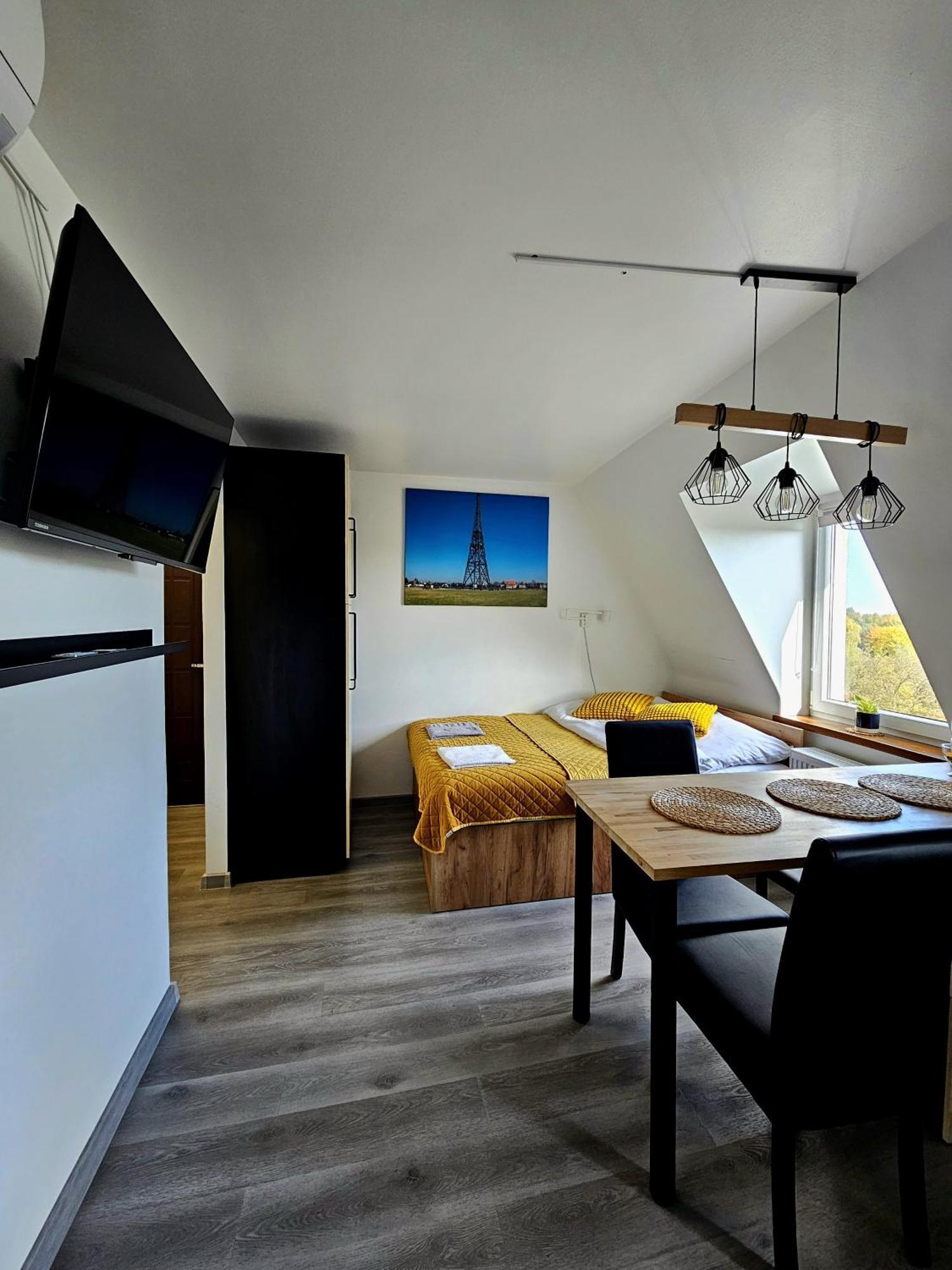 Apartament Pod Radiostacja -Gliwice Tarnogorska, Parking Free, Klimatyzacja Екстер'єр фото